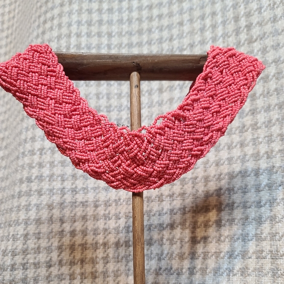 Coral bib chunky necklace - Picture 2 of 8